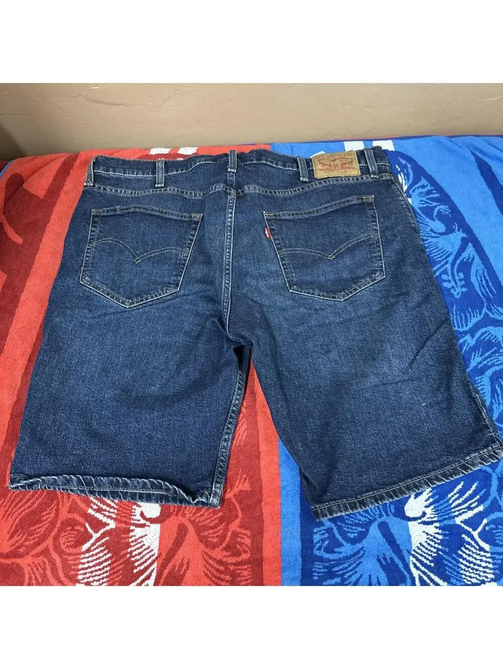 Levis levi 412